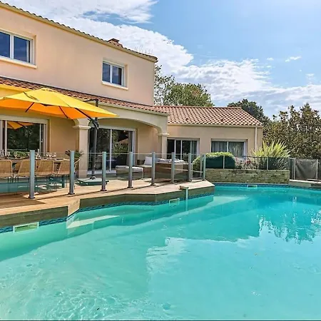Villa Magnifique Avec Dependance A 700m De L'ocean *